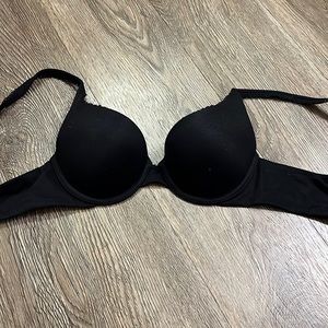 Black VS bra